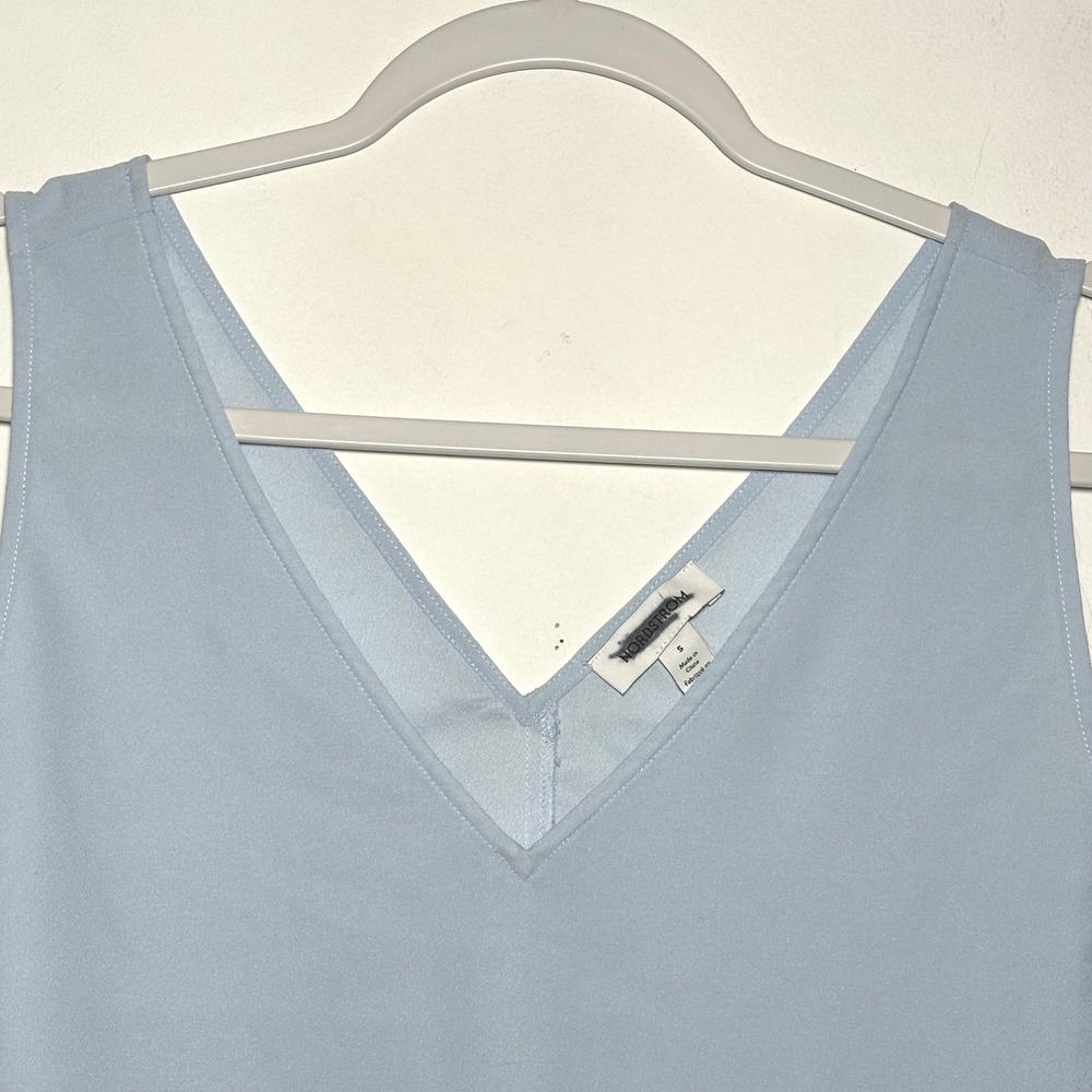 Nordstrom Sleeveless V Neck Light Blue Tank Top Blouse Women's Size S - Picture 4 of 7